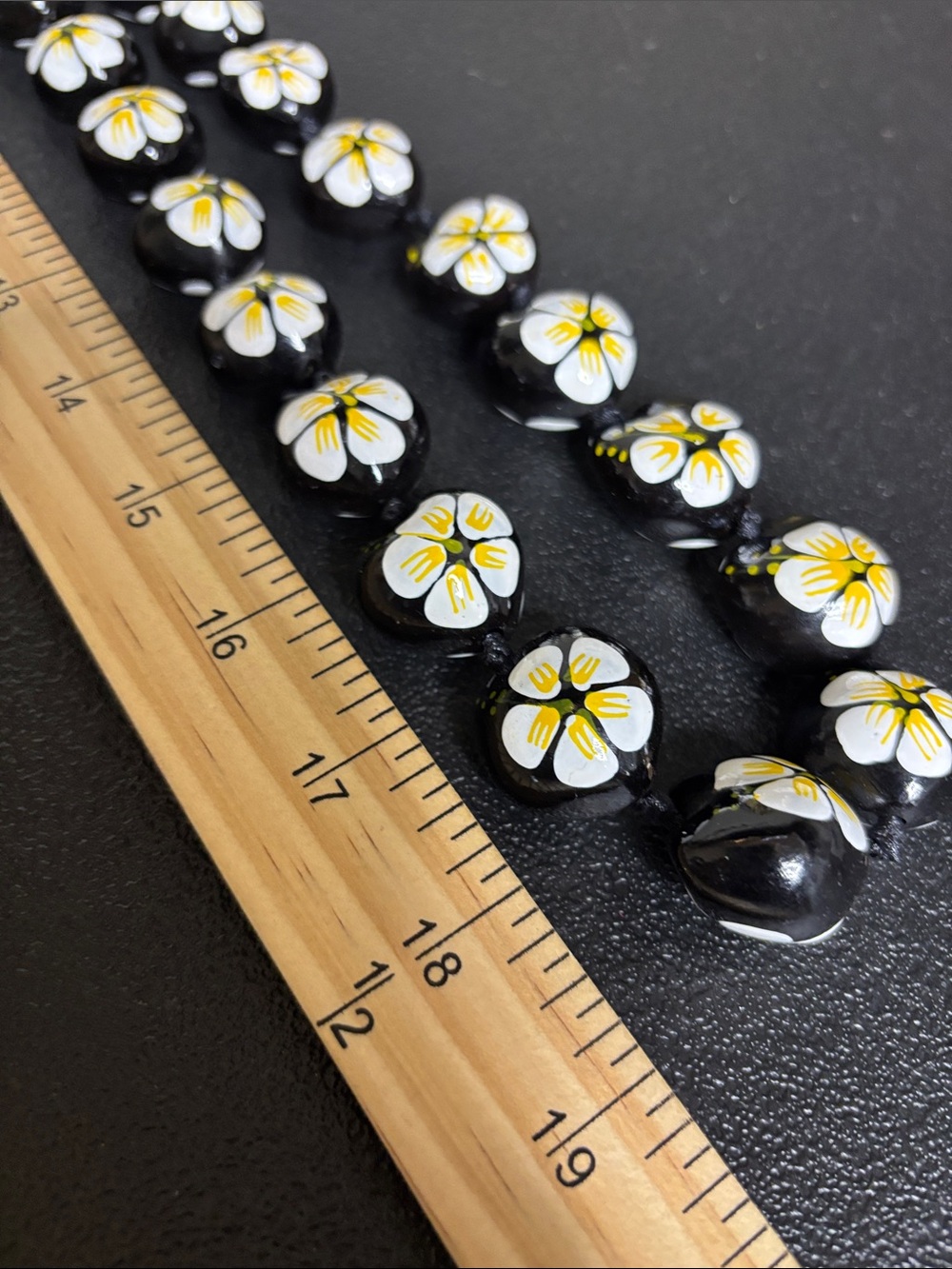 Handcrafted Hand Painted Coconut Black Floral Bead Necklace Hawaii - Picture 6 of 6